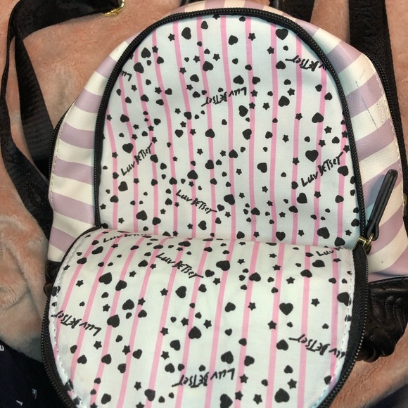 Small backpack - Picture 2 of 3